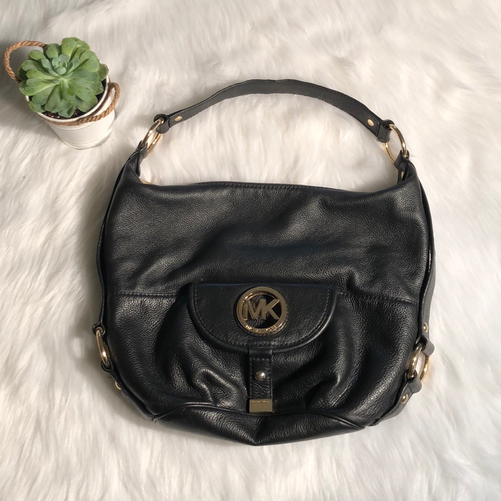 Micheal Kors Black shoulder bag